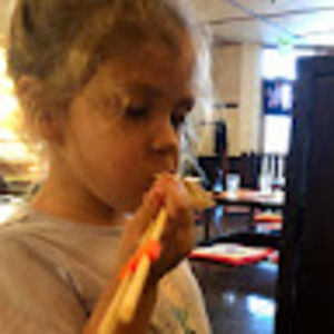 Meet your Posher, Carola